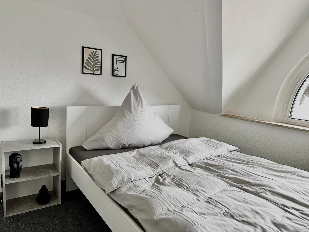 Ferienwohnung Flaming House Bitterfeld Esterno foto