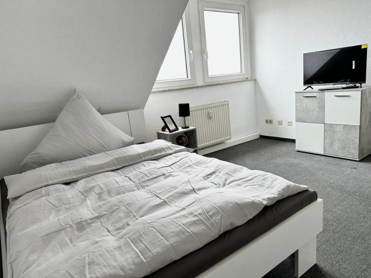 Ferienwohnung Flaming House Bitterfeld Esterno foto