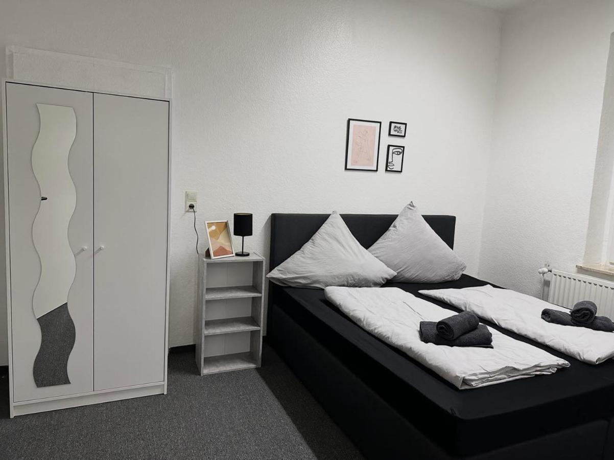 Ferienwohnung Flaming House Bitterfeld Esterno foto