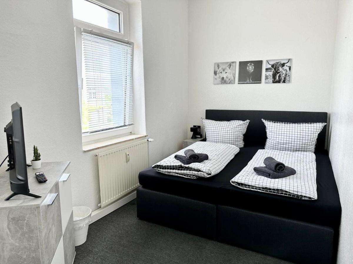 Ferienwohnung Flaming House Bitterfeld Esterno foto